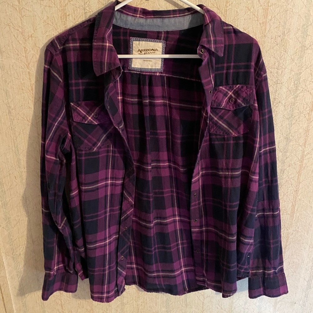 Long sleeve plaid